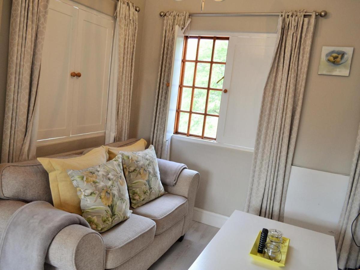 By The Way Guesthouse Clarens Exterior foto