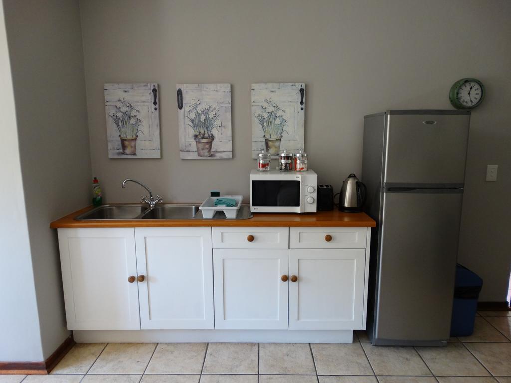 By The Way Guesthouse Clarens Quarto foto