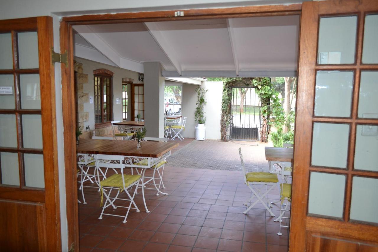 By The Way Guesthouse Clarens Exterior foto